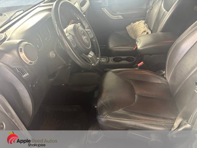 Used 2017 Jeep Wrangler Unlimited Rubicon w/ Dual Top Group AWD/4WD image 8