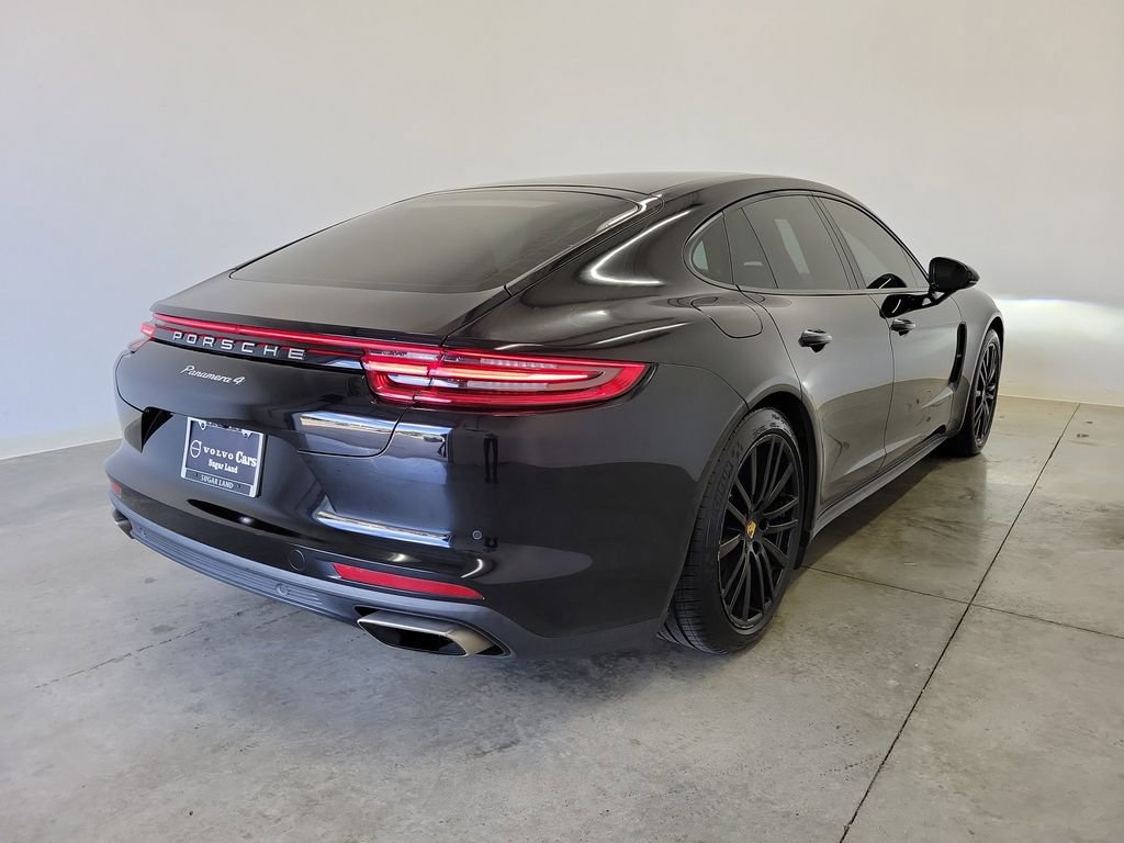 Used 2017 Porsche Panamera 4 AWD/4WD image 5