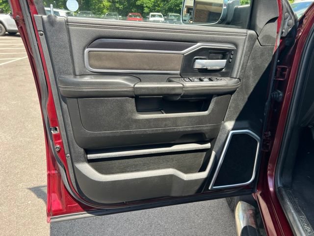 Used 2022 RAM 3500 Laramie AWD/4WD image 4