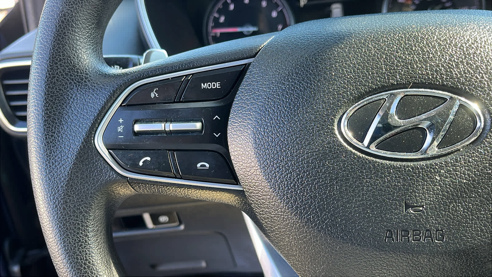 Used 2021 Hyundai Santa Fe SE image 12