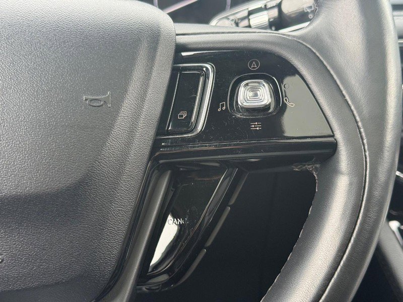 Used 2022 Lincoln Corsair AWD w/ Premium Package image 14