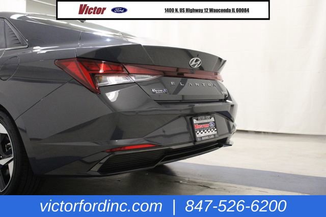 Used 2023 Hyundai Elantra Limited image 13