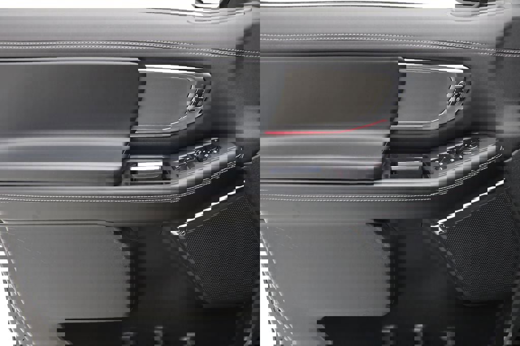 Used 2025 Ford Expedition Max Platinum w/ Driver's Package image 15