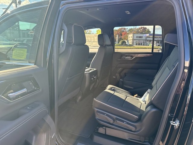 New 2026 GMC Yukon XL Elevation image 13