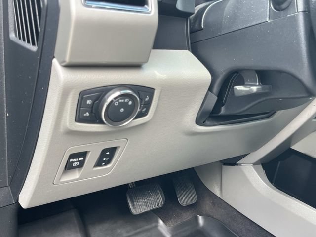 Used 2020 Ford F150 Lariat w/ Equipment Group 501A Mid AWD/4WD image 35