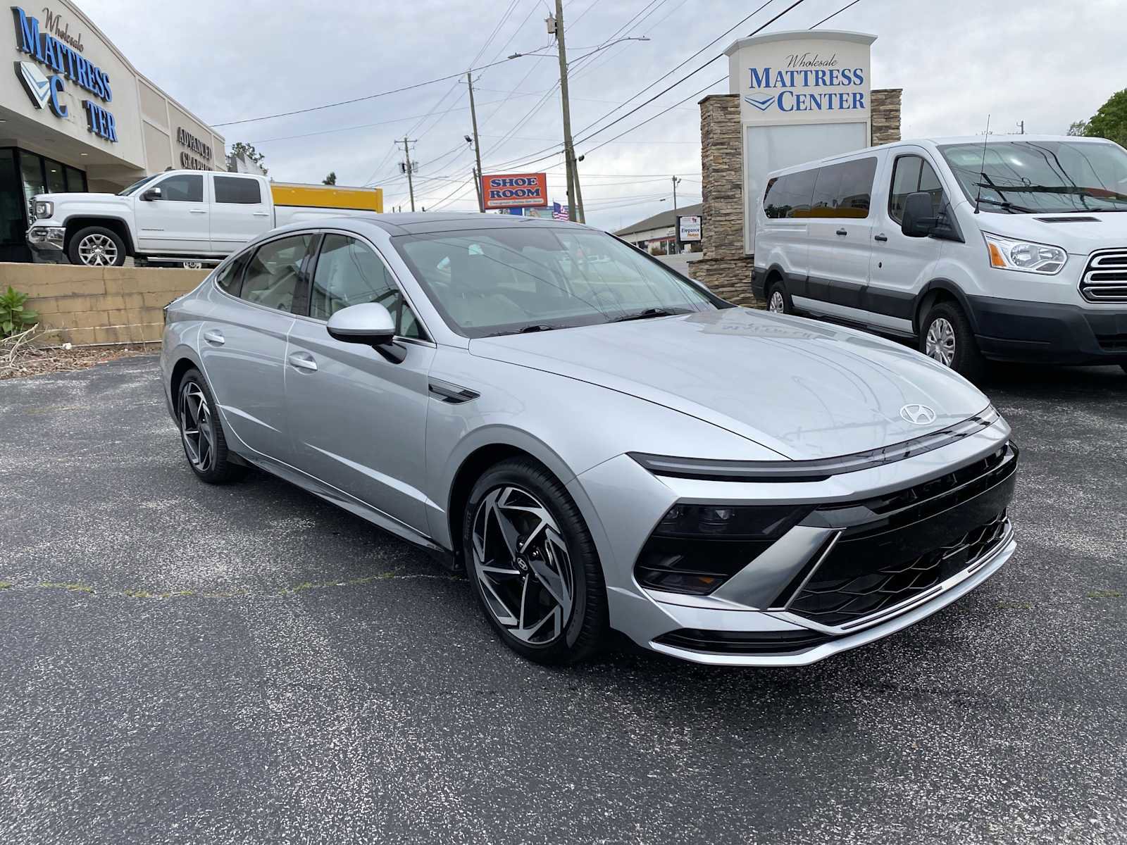 Used 2025 Hyundai Sonata SEL image 2