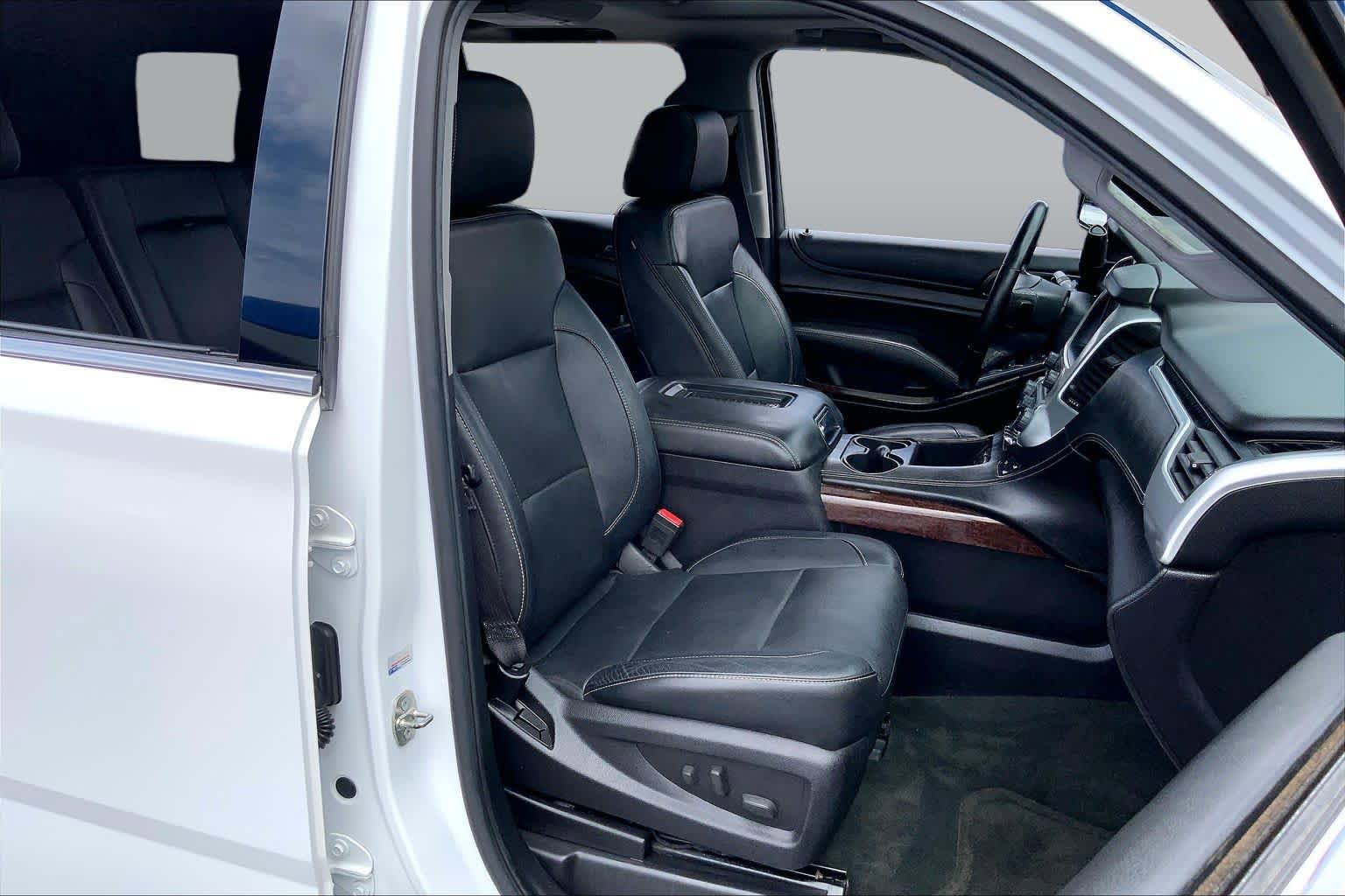 Used 2015 GMC Yukon SLT w/ Open Road Package AWD/4WD image 9