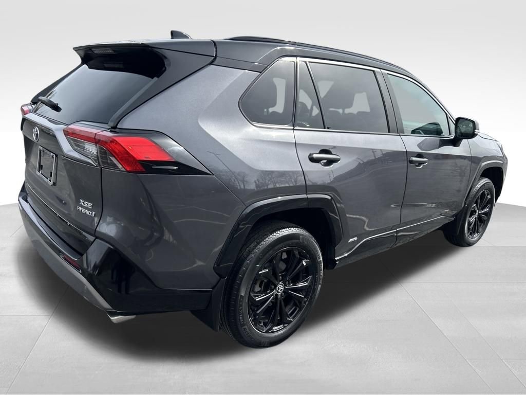 Used 2024 Toyota RAV4 XSE w/ Advanced Technology Package image 5