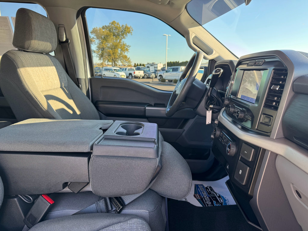 Used 2022 Ford F150 XLT w/ Max Trailer Tow Package image 14