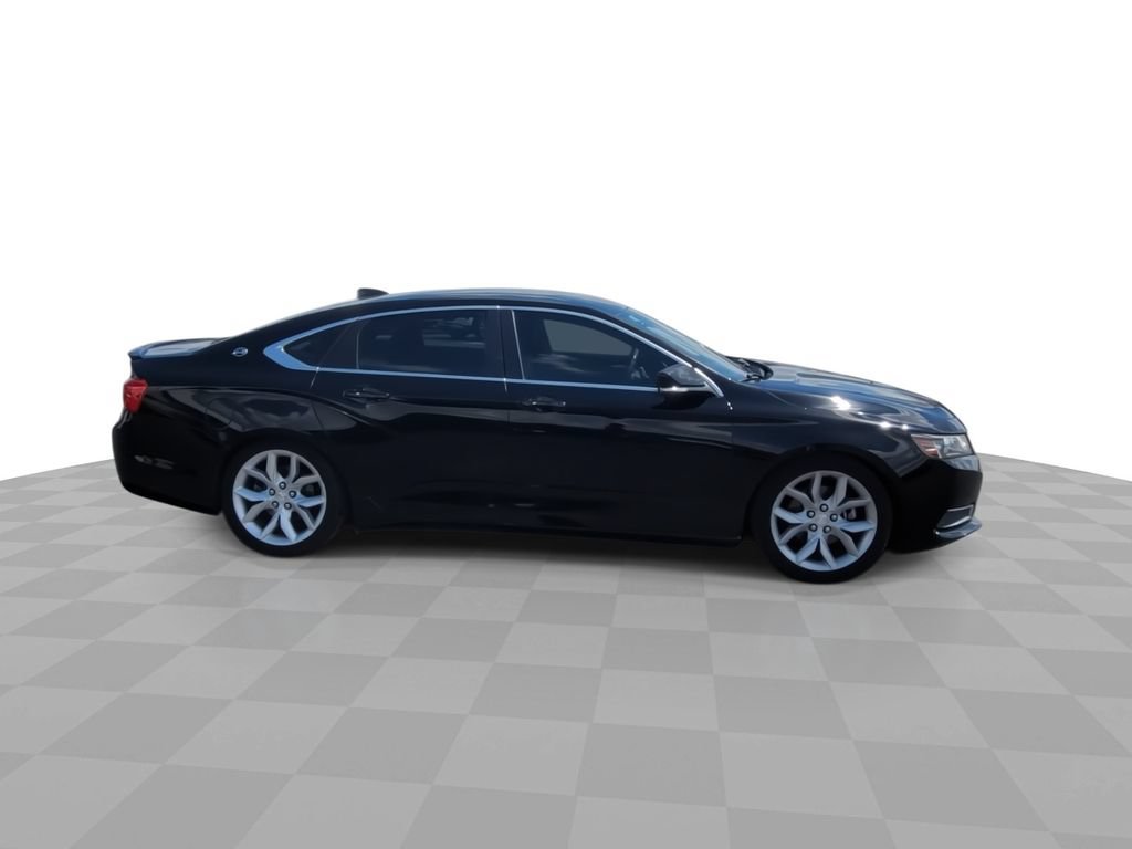 Used 2015 Chevrolet Impala LT FWD image 9