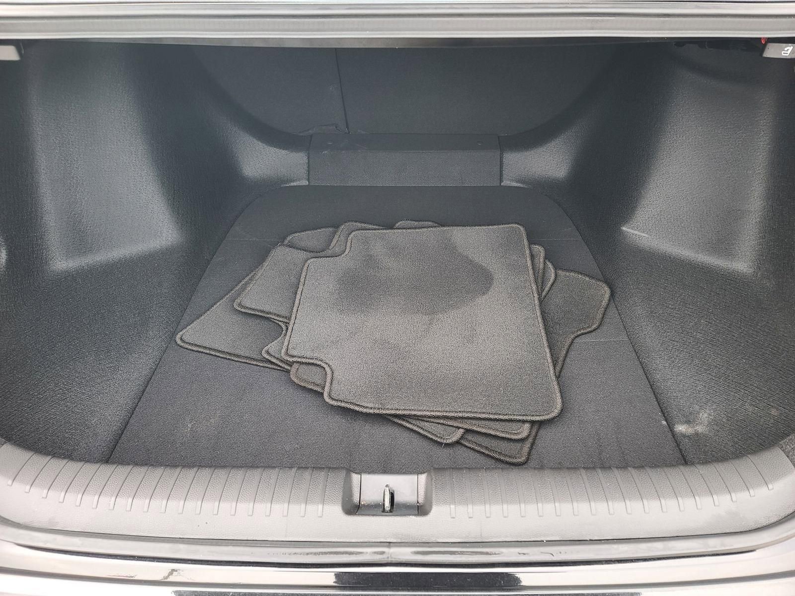 Used 2023 Honda Accord EX-L image 30