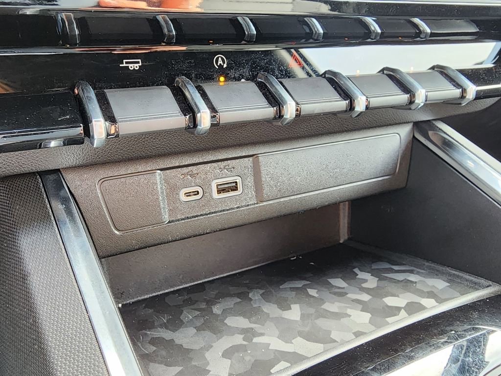 New 2026 GMC Canyon Elevation w/ Convenience Package RWD image 29