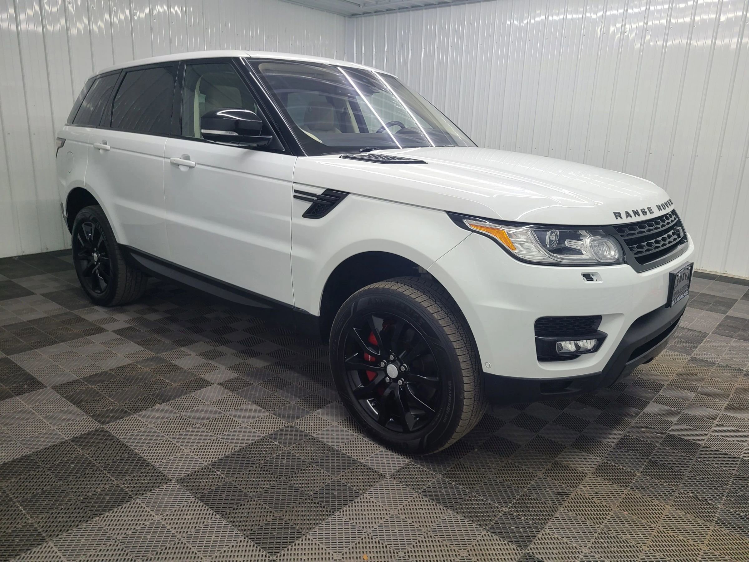 Used 2016 Land Rover Range Rover Sport Supercharged image 12