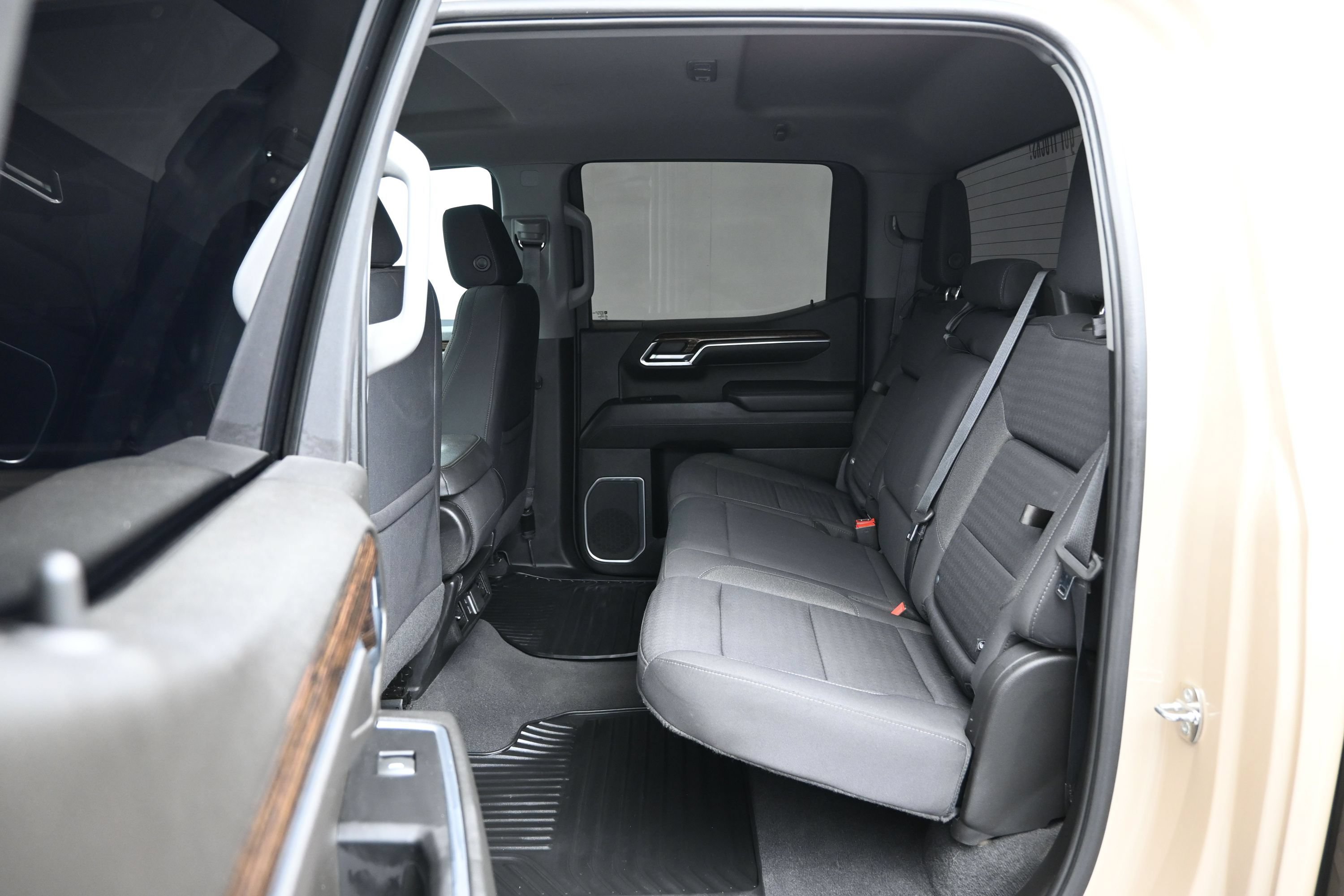 Used 2022 GMC Sierra 1500 Elevation RWD image 11