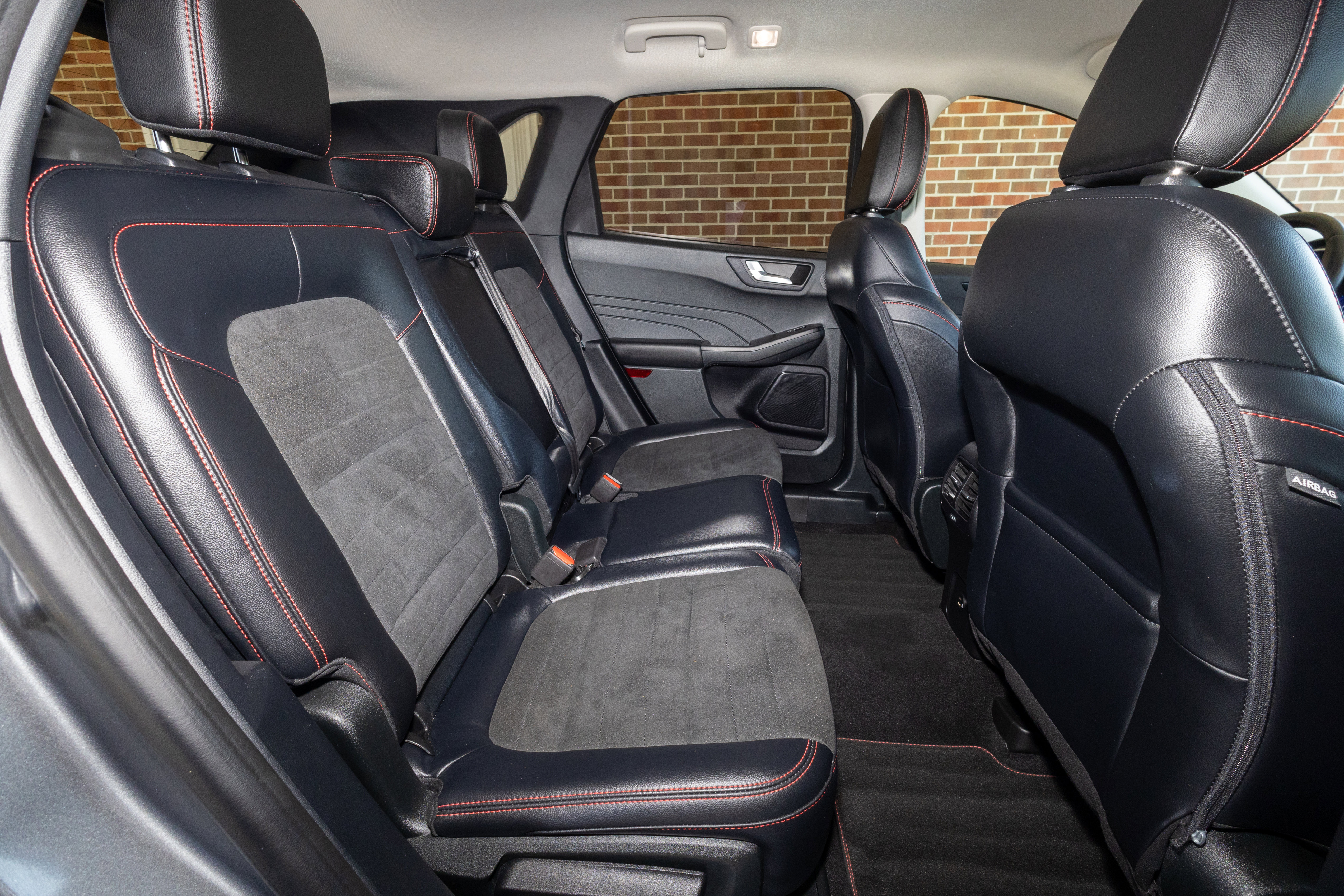 Used 2022 Ford Escape SEL w/ SEL Stealth AWD Package image 22