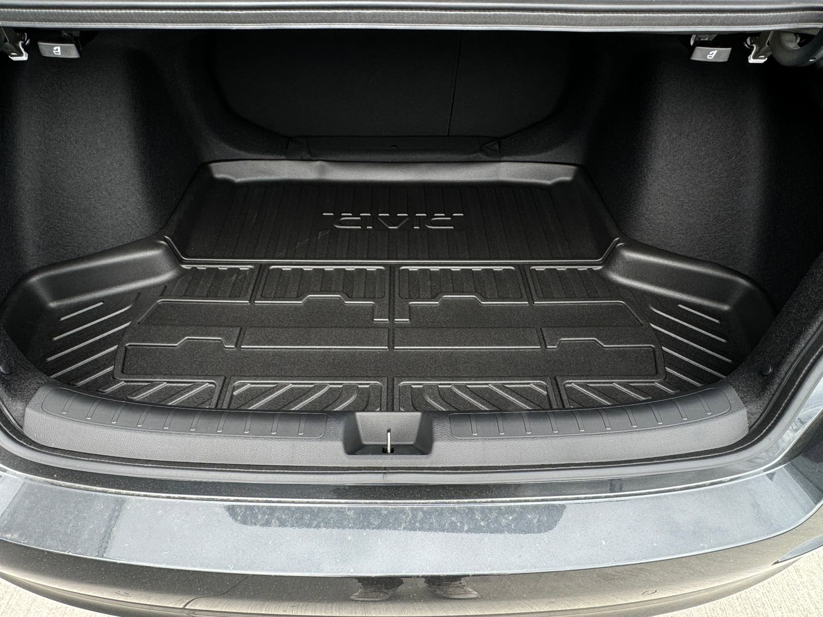 Used 2025 Honda Civic Sport image 23