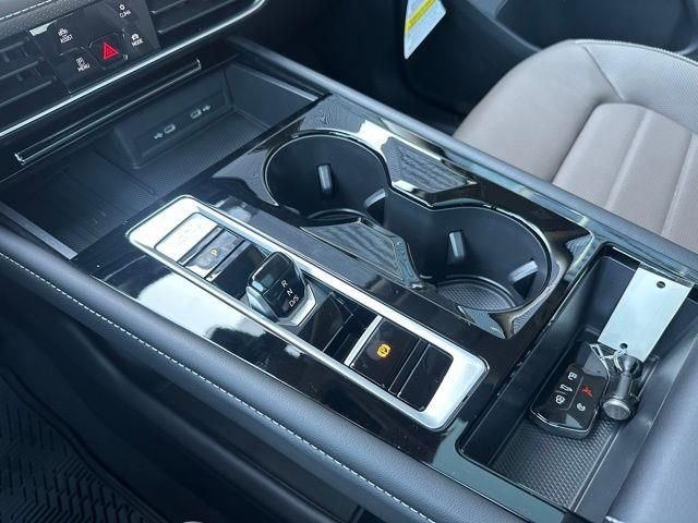 New 2025 Volkswagen Atlas SEL image 19