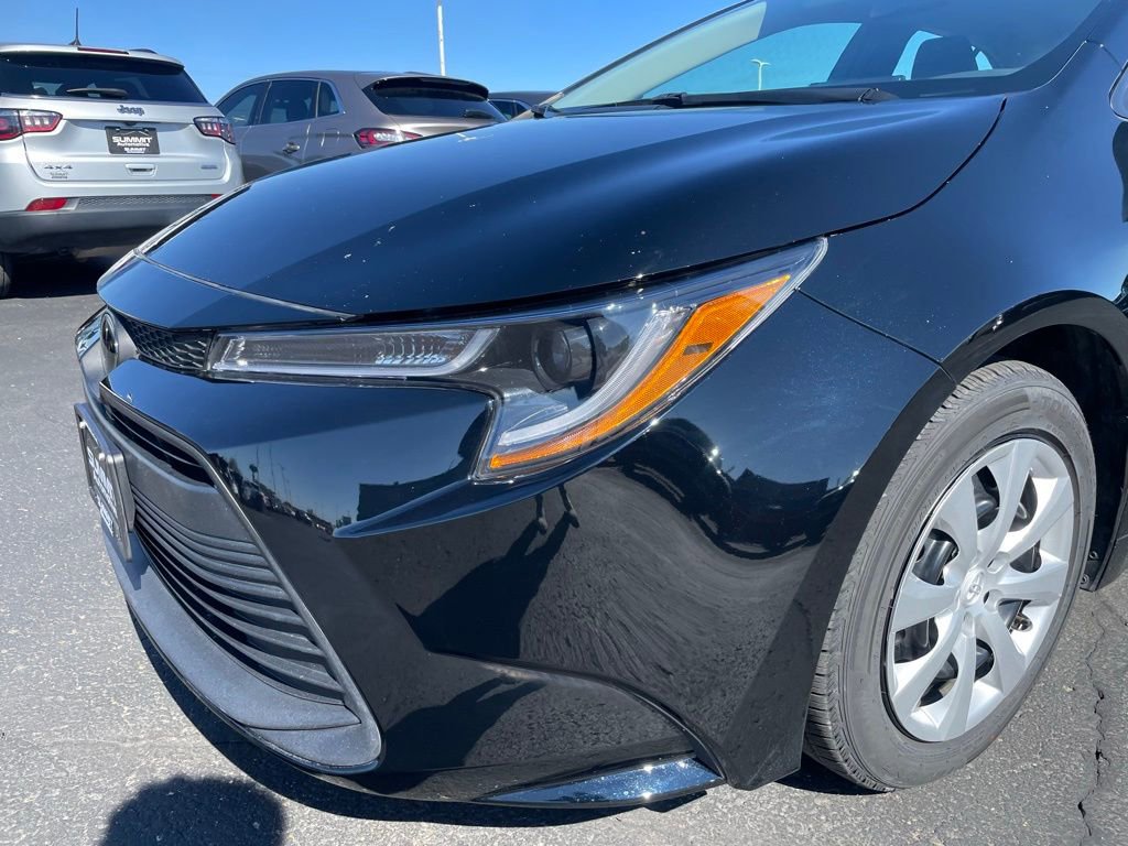 Used 2024 Toyota Corolla LE FWD image 30