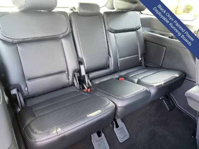 Used 2026 Ford Expedition Platinum w/ Stealth Performance Package AWD/4WD image 17