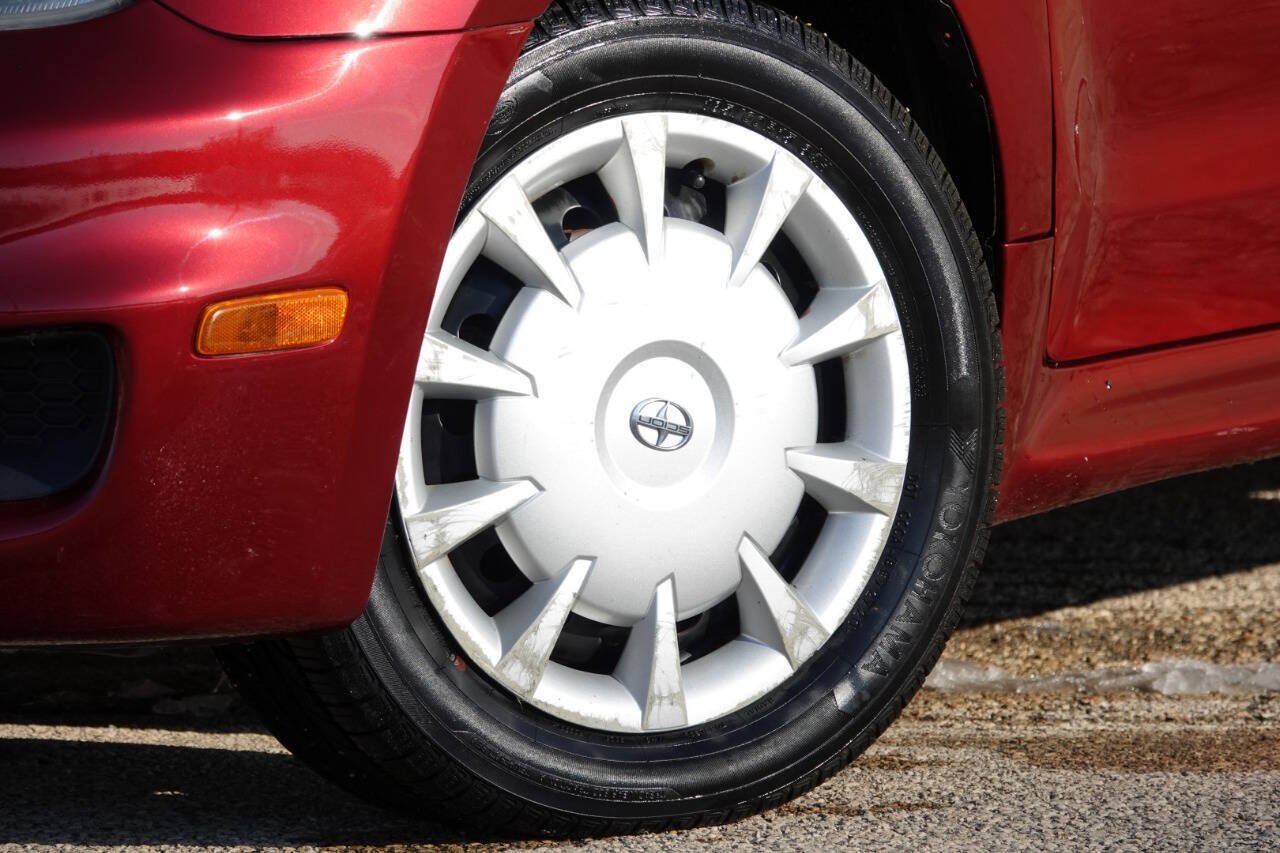 Used 2006 Scion xA FWD image 12