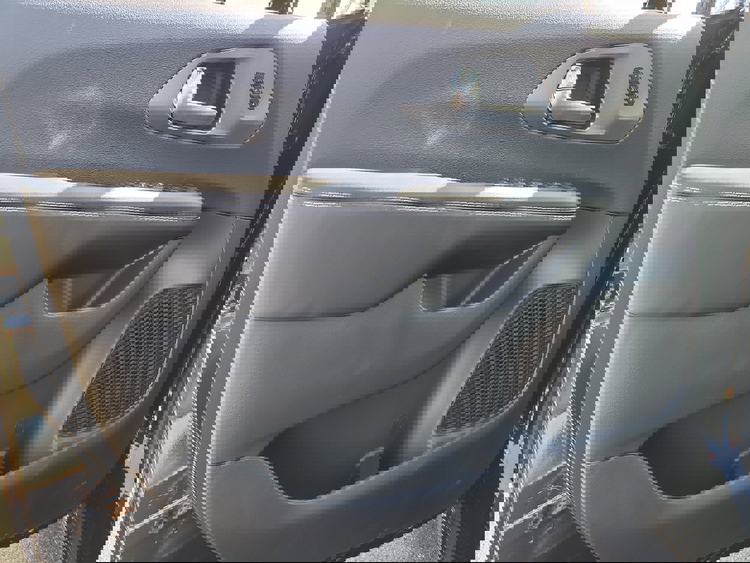 New 2026 Chrysler Pacifica Select image 13