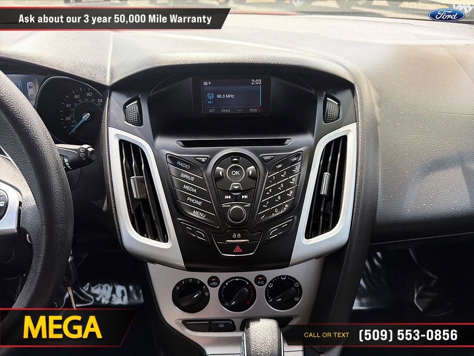 Used 2014 Ford Focus SE FWD image 16