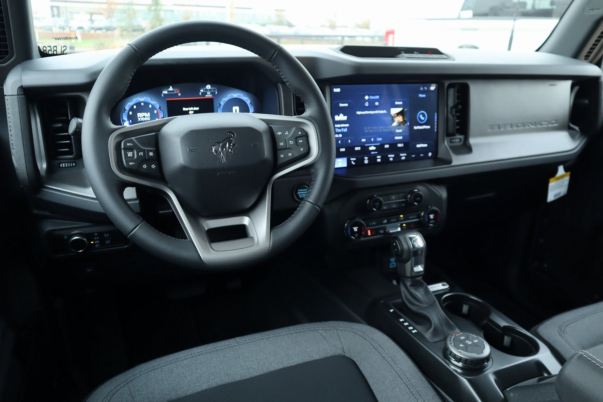 New 2025 Ford Bronco Big Bend image 2