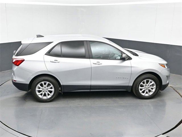 Used 2021 Chevrolet Equinox LS w/ LS Convenience Package image 40