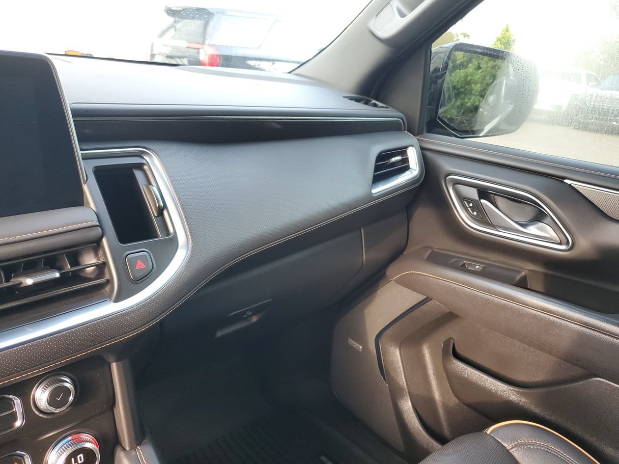 Used 2023 GMC Yukon AT4 AWD/4WD image 25
