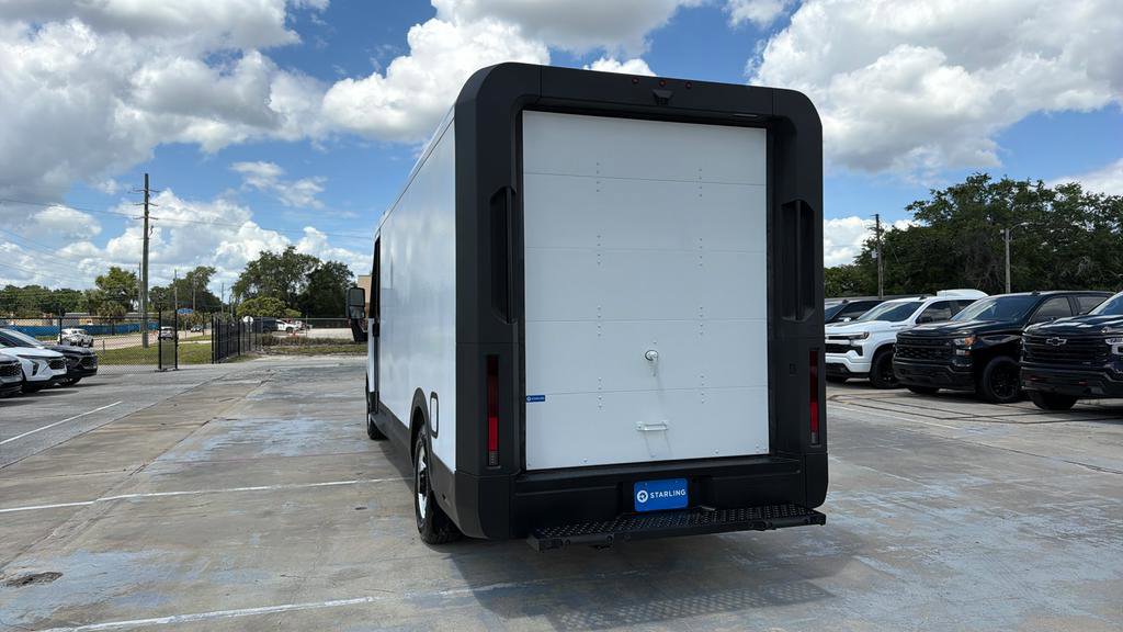 Used 2024 Chevrolet Brightdrop 600 w/ Commercial Equipment Package AWD/4WD image 6