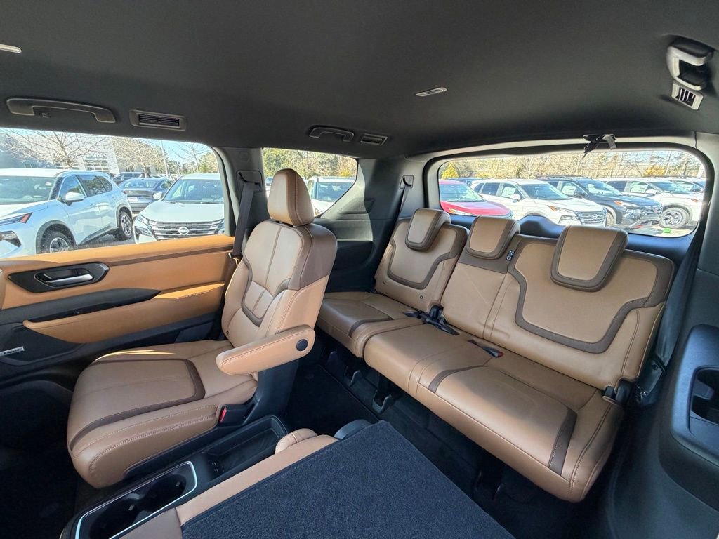 New 2026 Nissan Armada SL w/ Captain's Chari Seat Package image 25