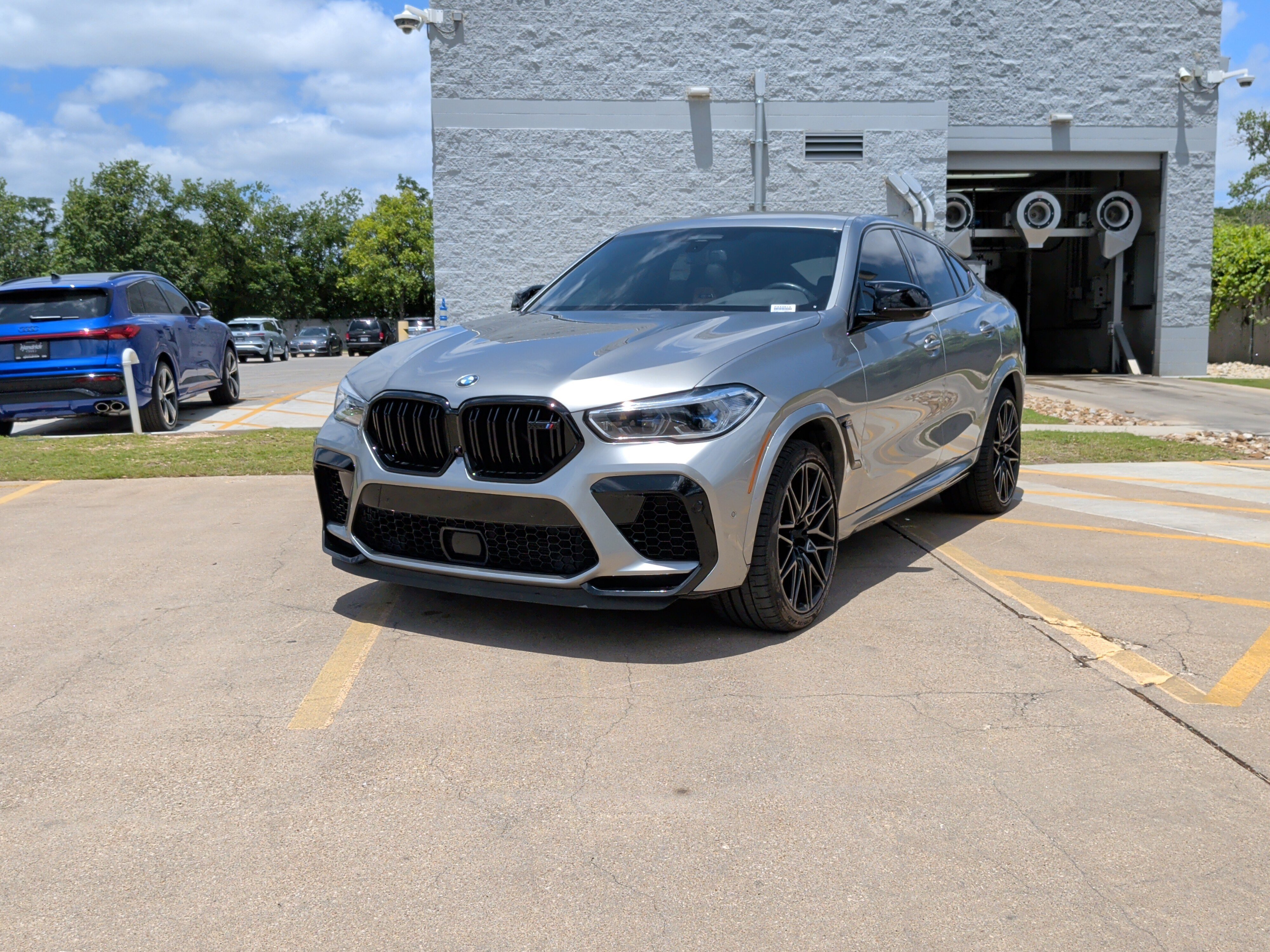 Used 2021 BMW X6 M w/ Competition Package AWD/4WD image 5