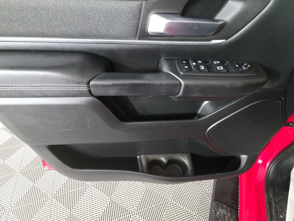 Used 2021 RAM 1500 Big Horn AWD/4WD image 9