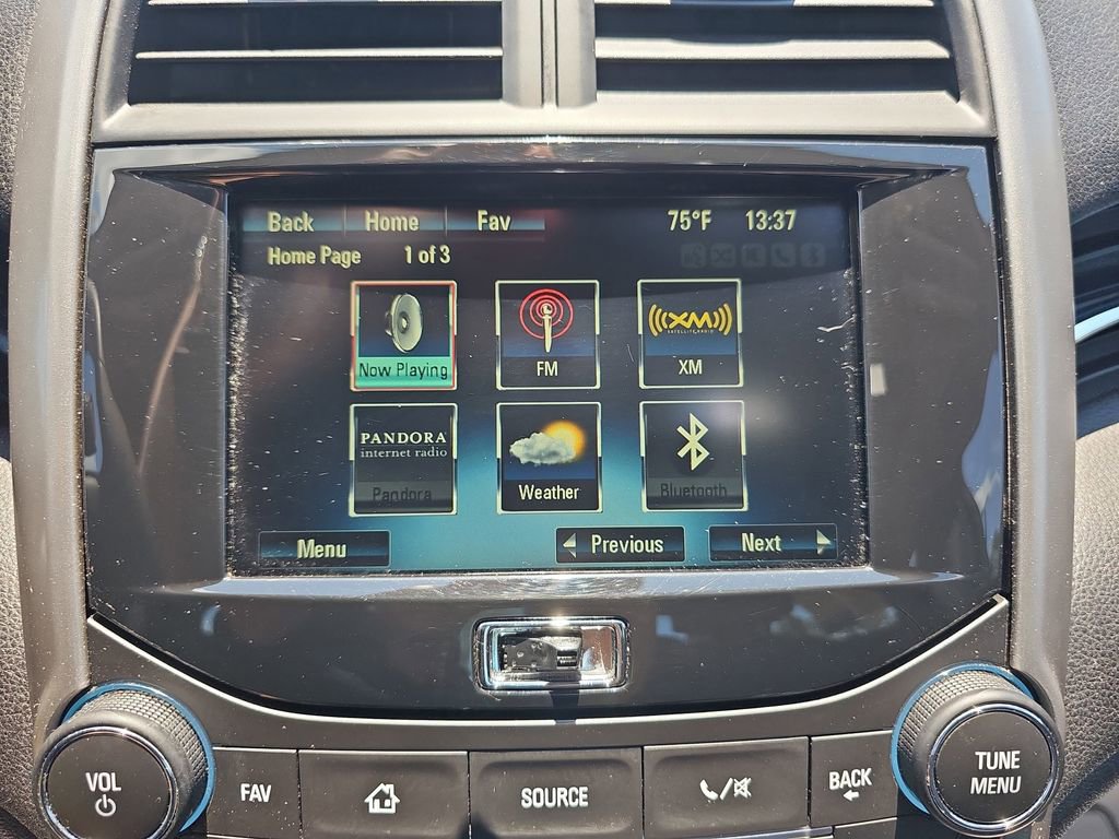 Used 2015 Chevrolet Malibu LT w/ Power Convenience Package FWD image 25