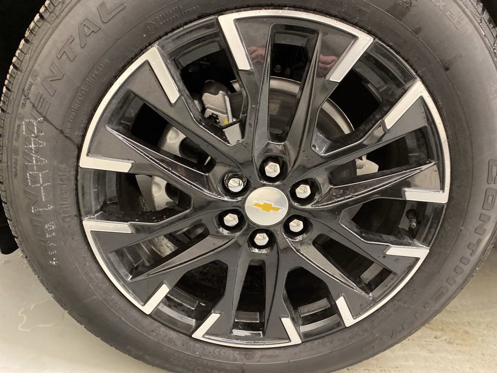 New 2026 Chevrolet Traverse LT w/ Sun and Wheel Package AWD/4WD image 27