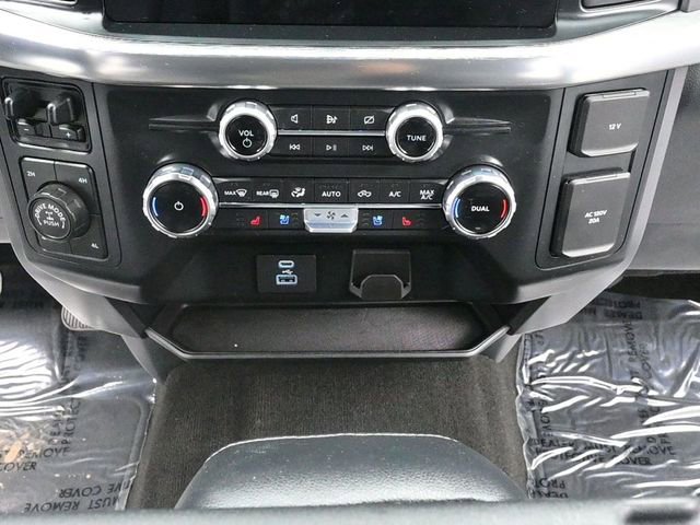 Used 2022 Ford F150 Lariat w/ Equipment Group 501A Mid image 17