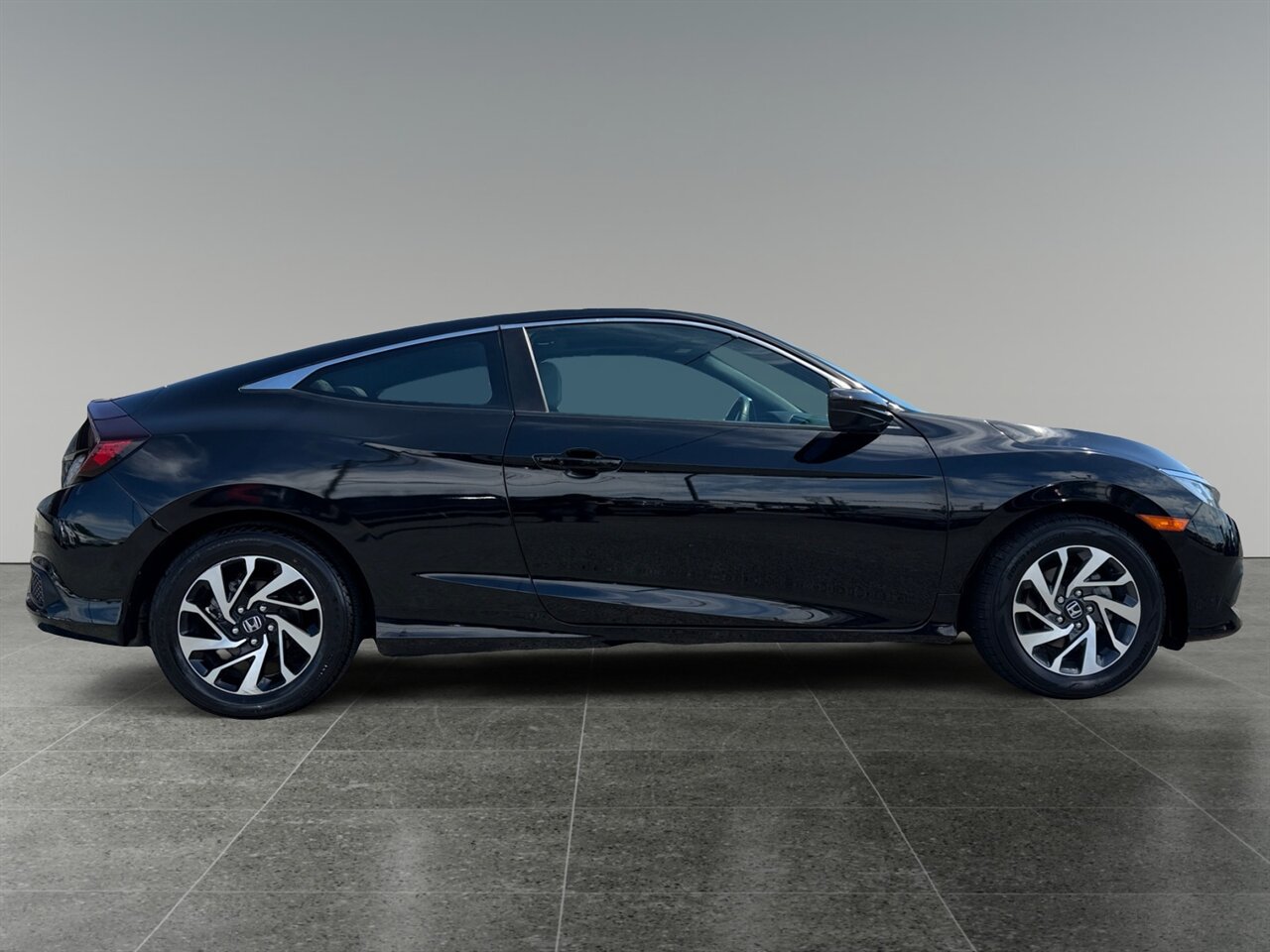 Used 2018 Honda Civic LX-P image 7