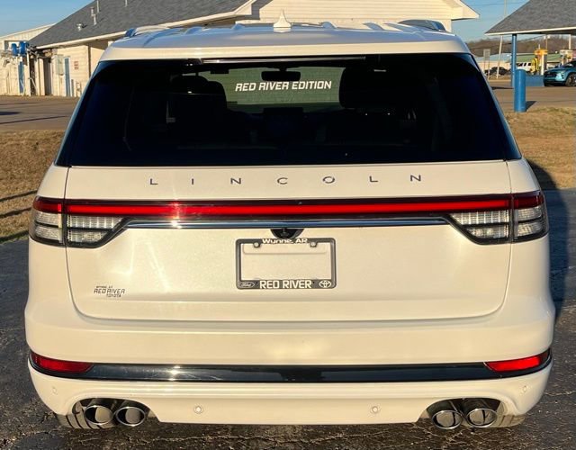 Used 2022 Lincoln Aviator Grand Touring w/ Elements Package Plus image 7