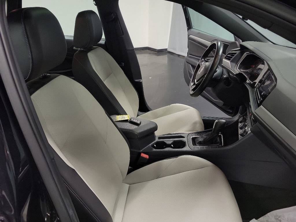 Used 2021 Volkswagen Jetta R-Line FWD image 22