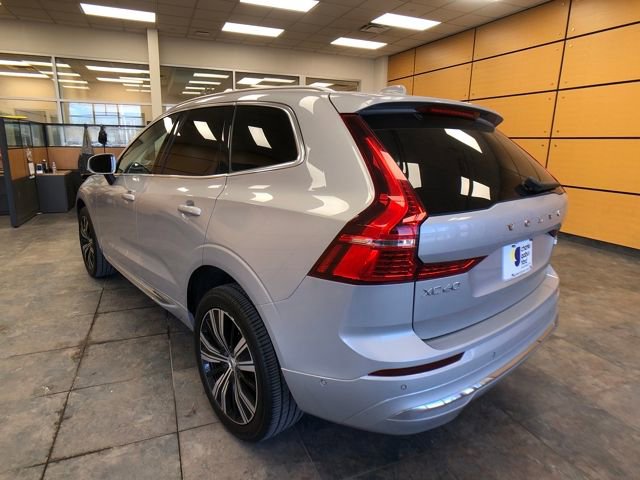 Used 2022 Volvo XC60 B5 Inscription image 5