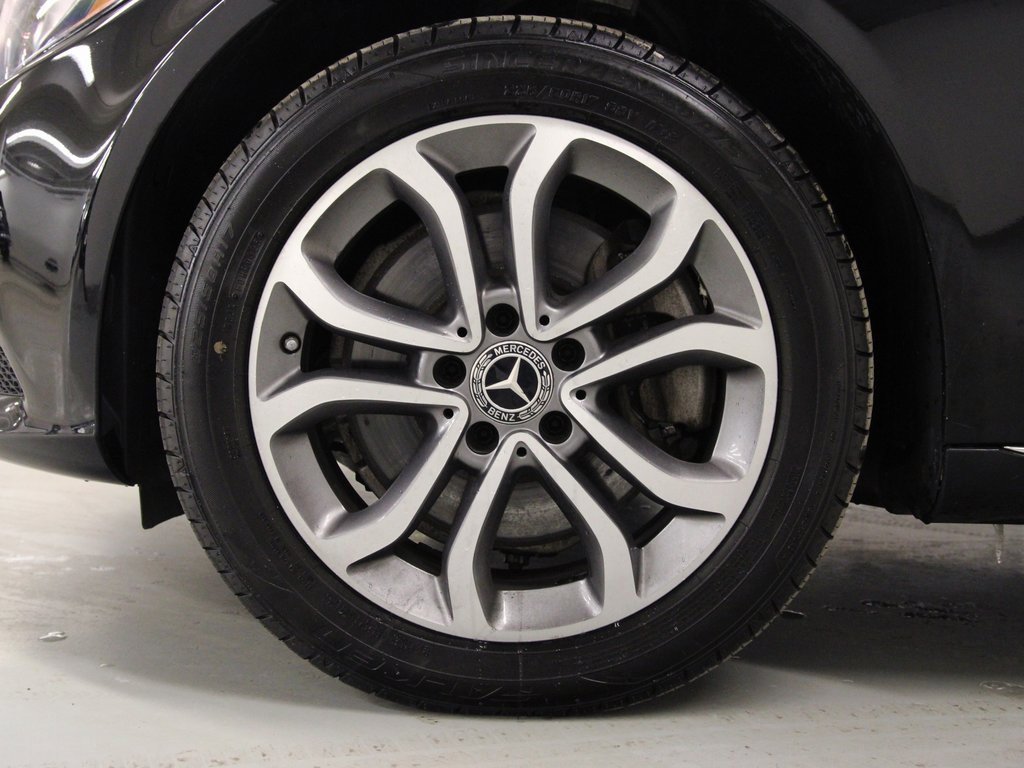 Used 2018 Mercedes-Benz C 300 4MATIC Sedan image 10