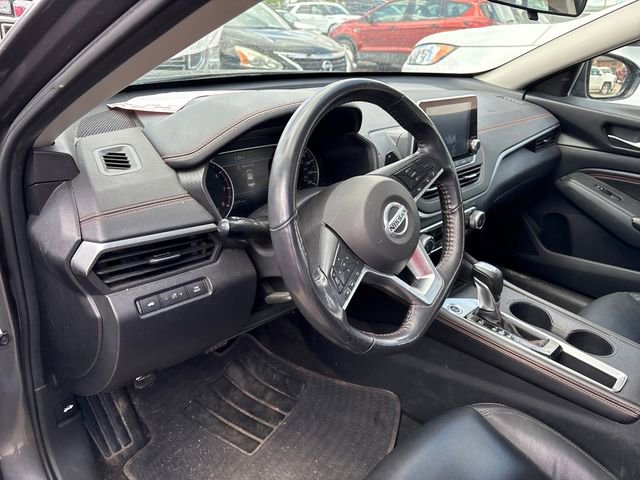 Used 2022 Nissan Altima 2.0 SR image 9