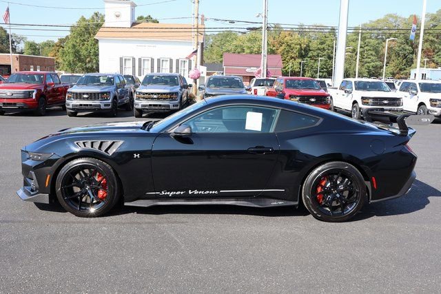 New 2025 Ford Mustang GT Premium w/ GT Performance Package image 15
