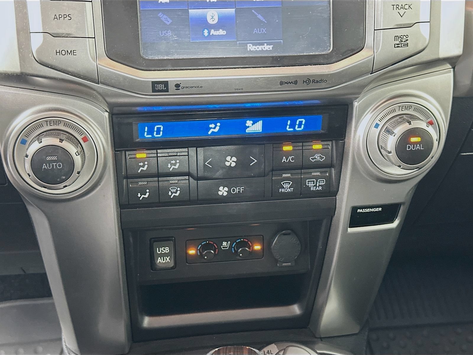Used 2019 Toyota 4Runner Limited AWD/4WD image 15