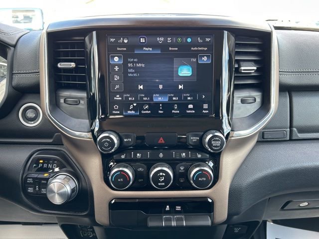Used 2022 RAM 1500 Laramie AWD/4WD image 14