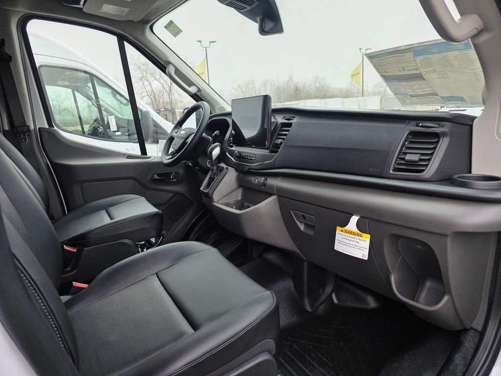 New 2026 Ford Transit 250 148 Medium Roof w/ Load Area Protection Package RWD image 29