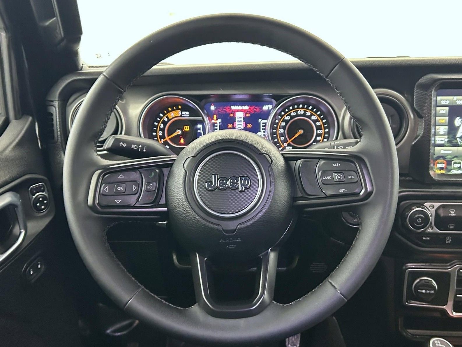Certified 2023 Jeep Wrangler Unlimited Sport AWD/4WD image 11
