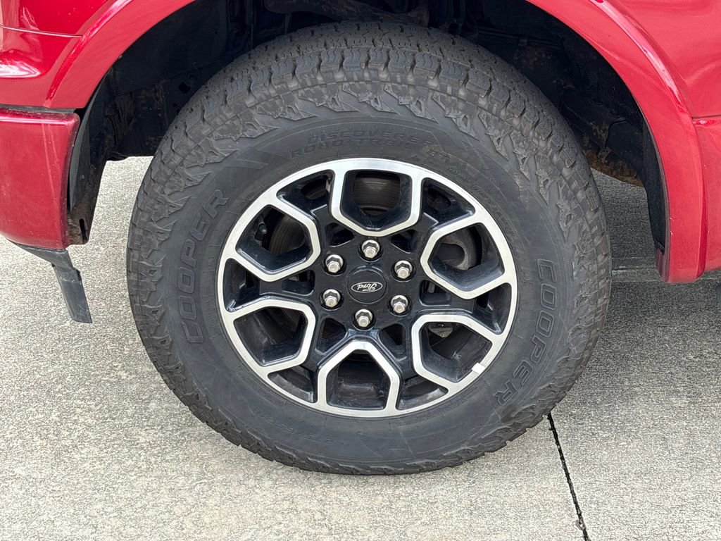 Used 2020 Ford F150 XLT w/ Equipment Group 302A Luxury AWD/4WD image 11