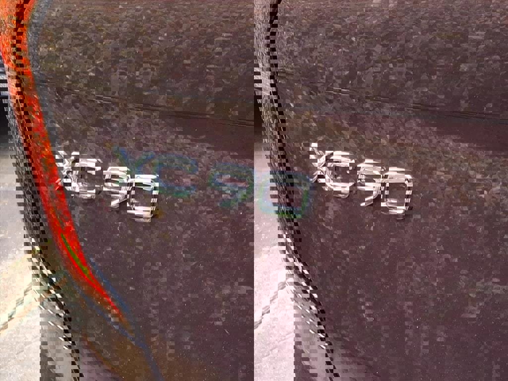 New 2026 Volvo XC90 T8 Plus w/ Protection Package Premier image 5