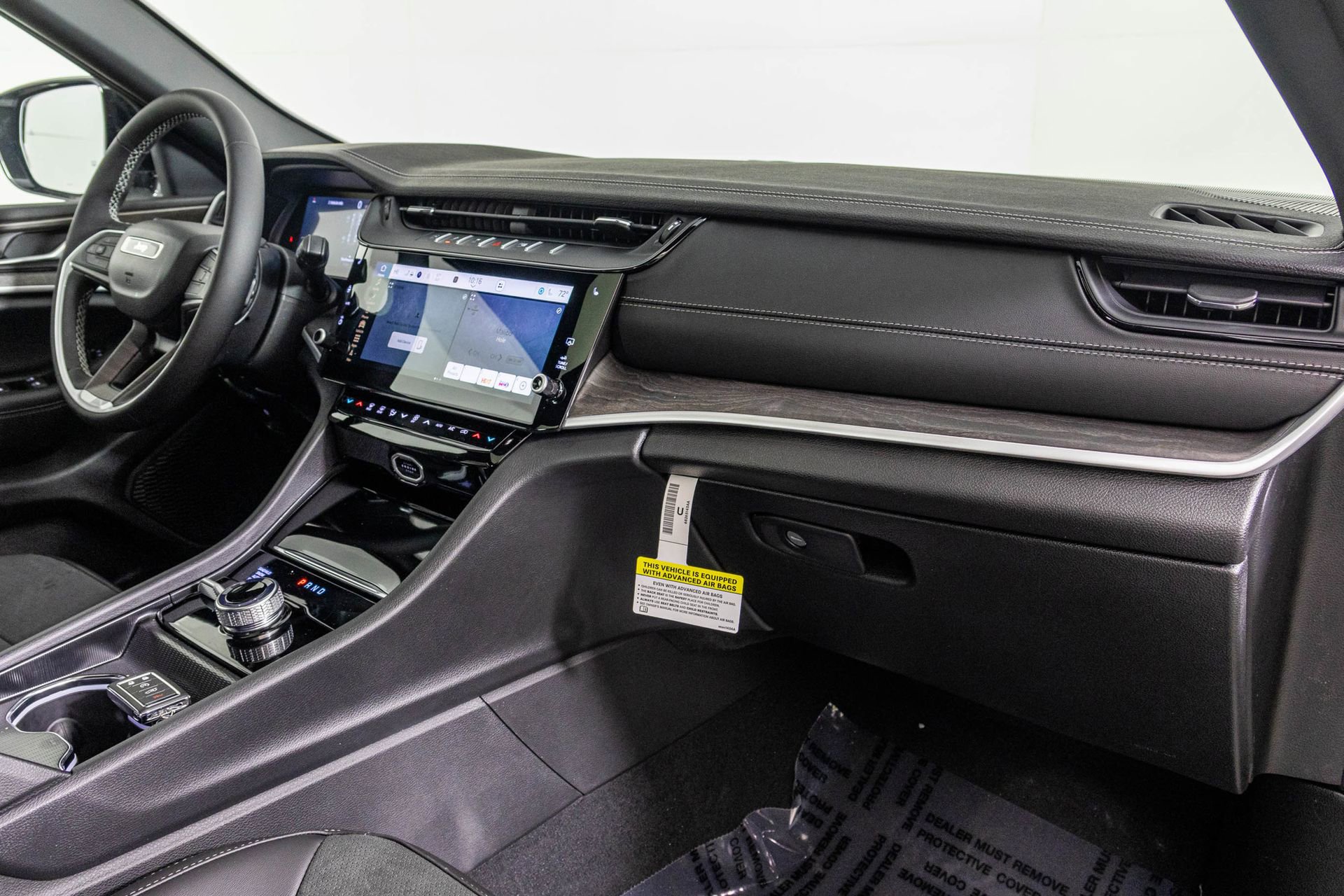 New 2026 Jeep Grand Cherokee Altitude image 45